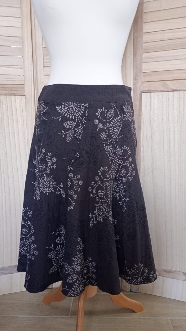 Jupe marron à motif